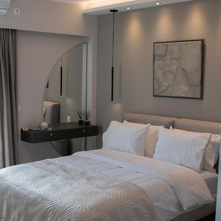Langi Apartments Mesolóngion Zewnętrze zdjęcie