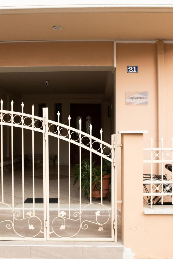 Langi Apartments Mesolóngion Zewnętrze zdjęcie