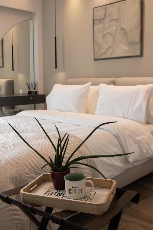 Langi Apartments Mesolóngion Zewnętrze zdjęcie